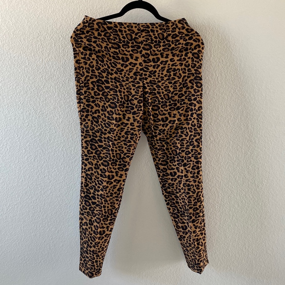 Womens pants size 8